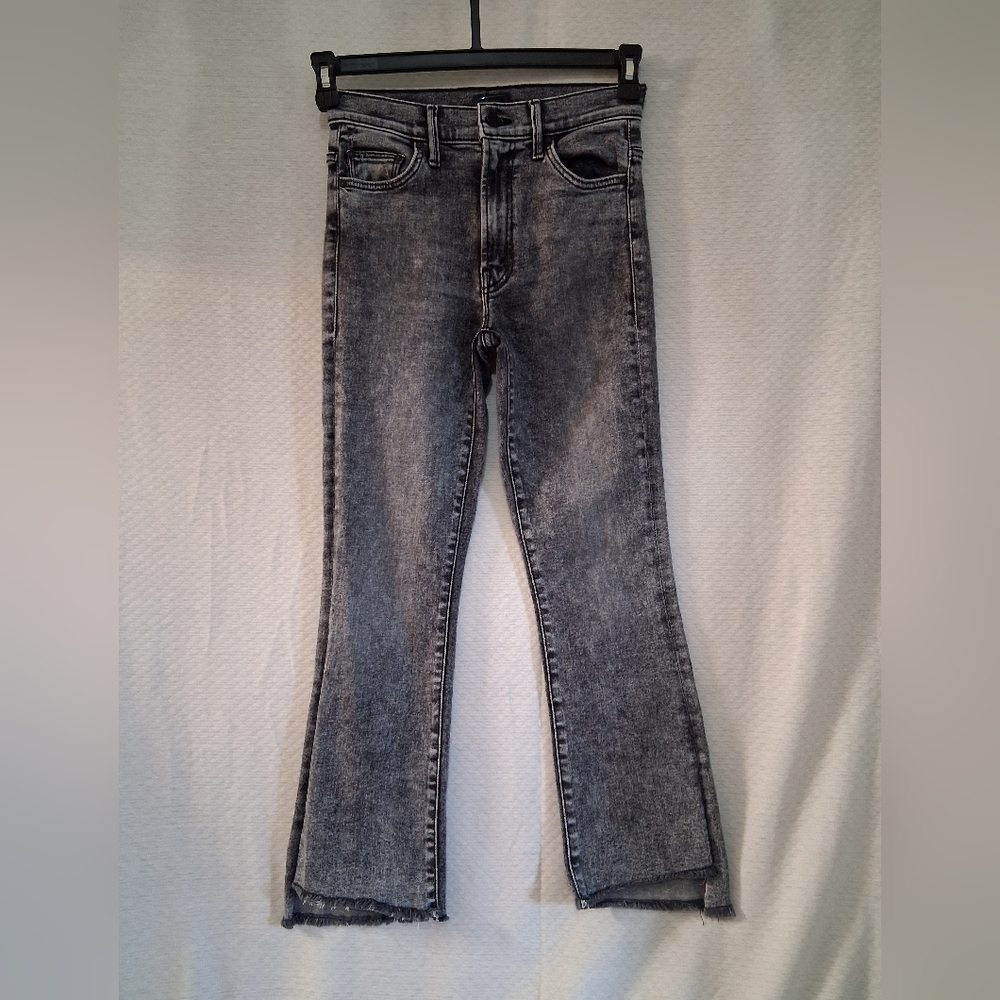 MOTHER Black Stonewash Insider Crop Step Fray Denim Jeans